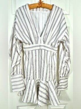C/MEO Collective Moment Apart Dress NWT Small
